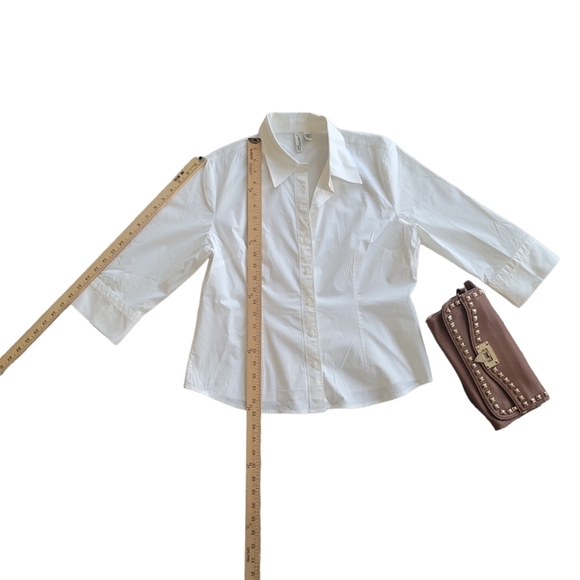 Womens White Collared Blouse Button Up St. Johns Bay - Picture 2 of 7